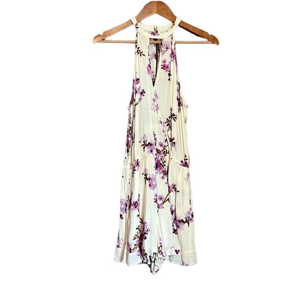 3 for $30! American Eagle floral romper. Size xs. - Picture 1 of 10